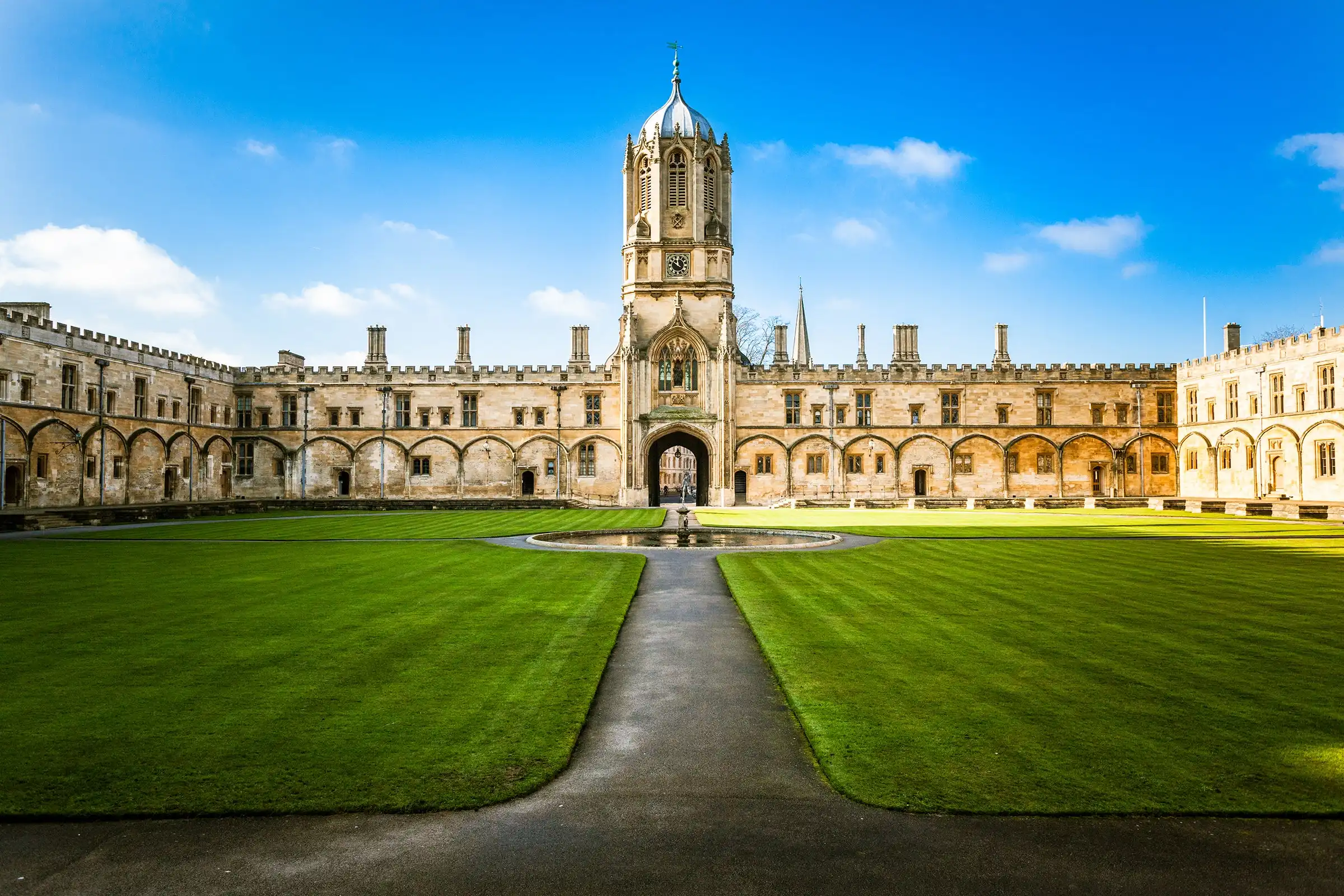 Study in UK | Paramount Edu Global